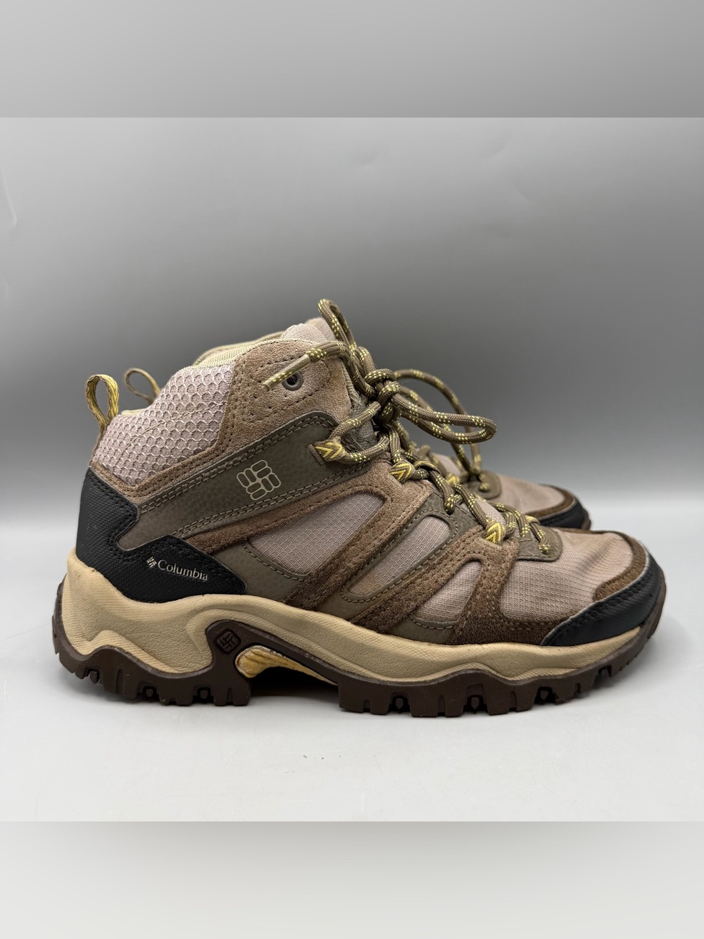 Columbia Woodburn Mid Women Size 8 Hiking Boots Tan Yellow Brown
